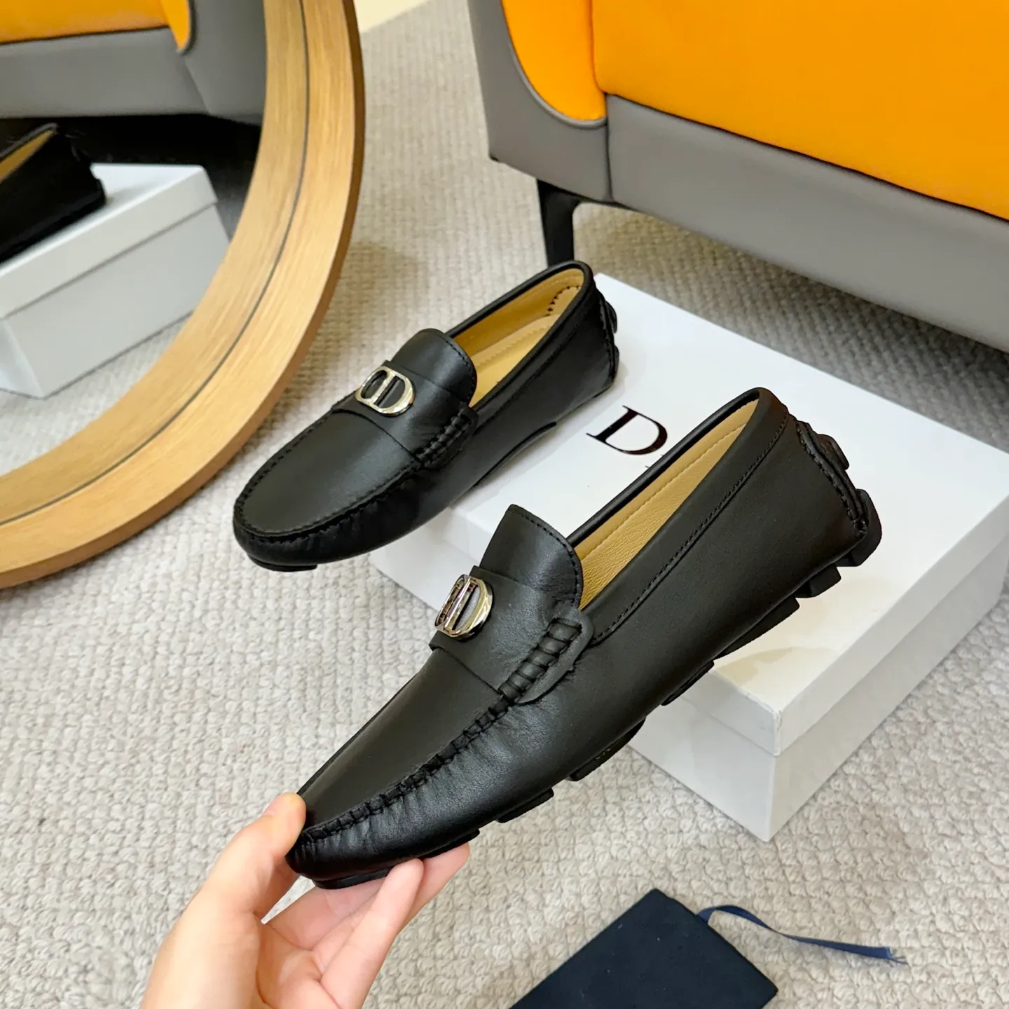 Men's clothing and shoes 💰420! (Yangli) Quality DIOR [Dior’s latest arrival] real auction hot-selling Doudou shoes 🔍DIOR) new Doudou shoes 👍Belgian designer Martin Margiela serves as Gucci shoe designer y full of charm, luxury style gentleman upper: imported cowhide, lining with spring sweat-absorbent first-layer sheepskin. Outsole Brand outsole, the last stitching on the bottom will never come off; equipped with classic Gucci exquisite hardware C D buckle💋The whole pair of shoes is fashionable and casual without losing high-end style; standard 38-46